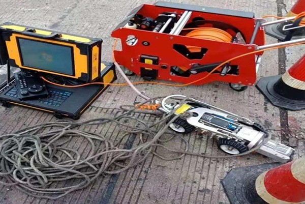 荷塘CCTV管道检测机器人